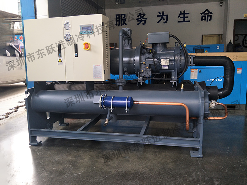 水冷螺桿式冷水機(jī)組